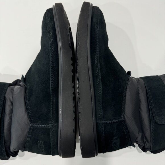 Ugg Men's Classic Short Pull-On Weather, Size 11 - Picture 7 of 17